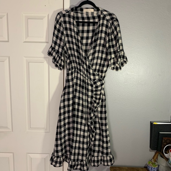 Anthropologie Dresses & Skirts - Anthropologie Isabella Sinclair Gingham Wrap Dress